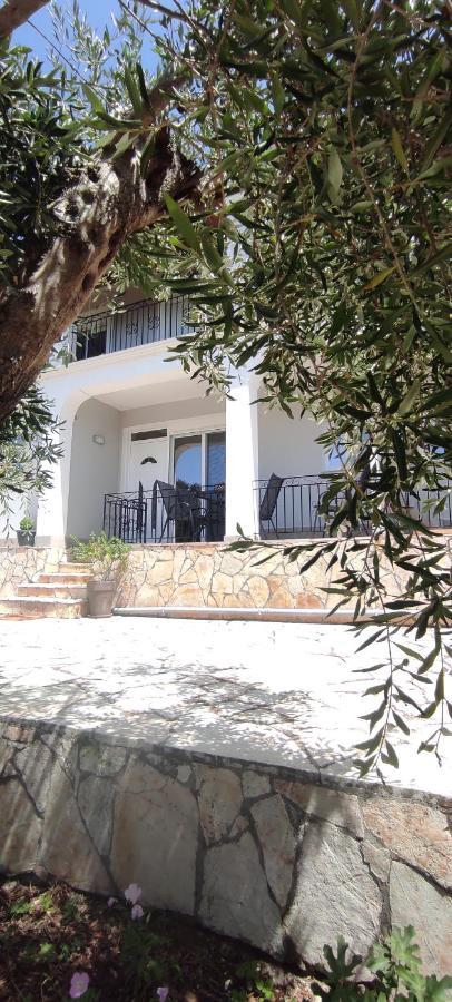 ליאפאדס Helios & Elia Family Apartment מראה חיצוני תמונה